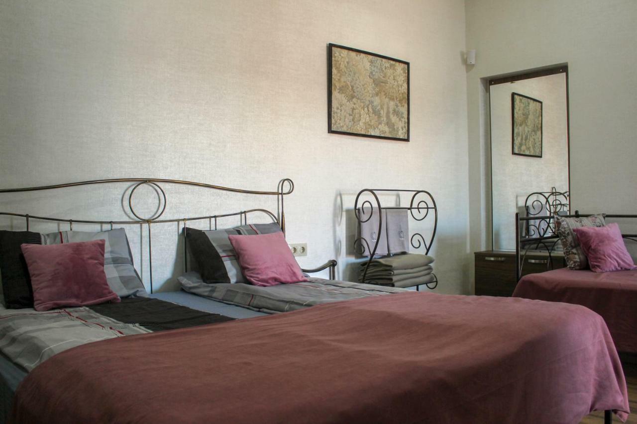 3 Studio Tbilisi Room photo